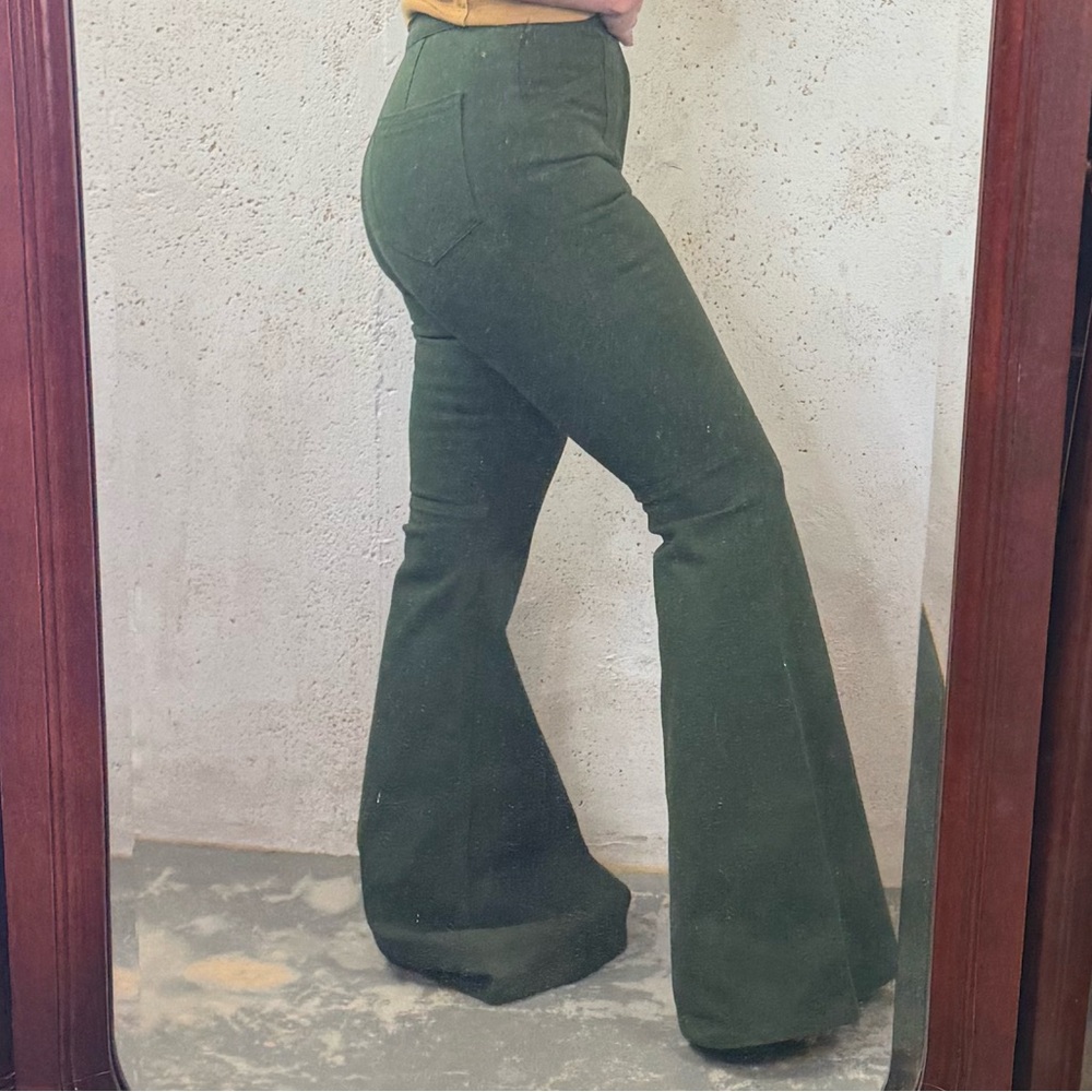 Flying Tomato Green Wide Leg Bell Bottom Flare Pants New With Tags Size Small - Picture 9 of 12
